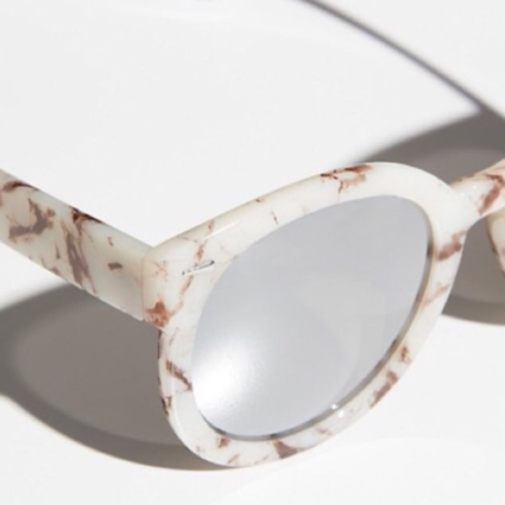 Abbey Road SUNGLASSES Round Mirror Marble Silver - Picture 4 of 4